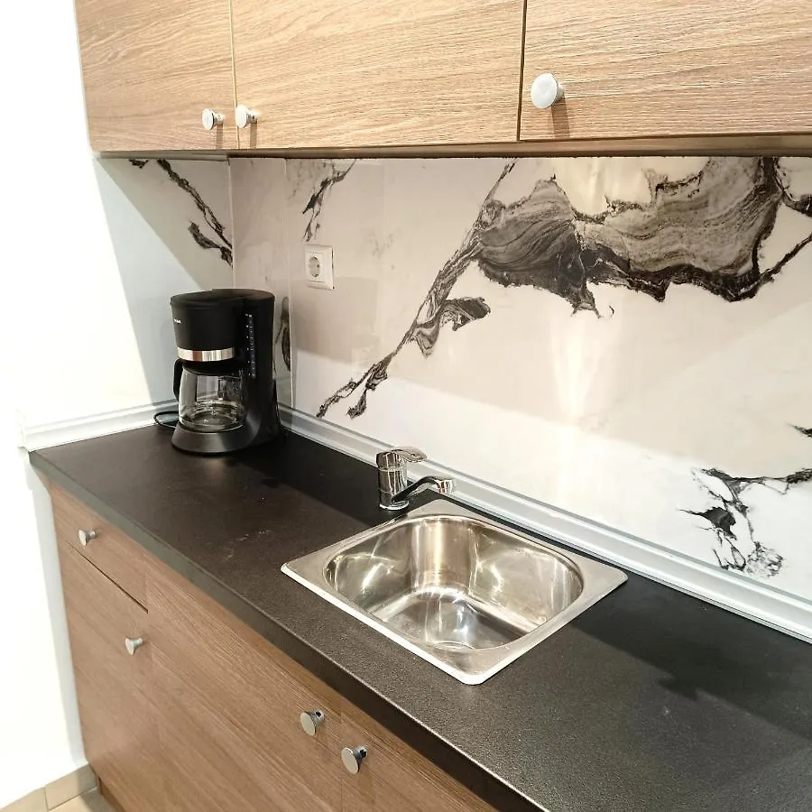 דירות סלוניקי Navarino Jacuzzi Studio Rt Hospitality Services 0*,  יוון